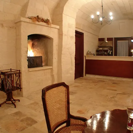 فندق Masseria Fortificata Donnaloia
