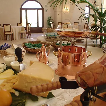 Masseria Fortificata Donnaloia Hotel