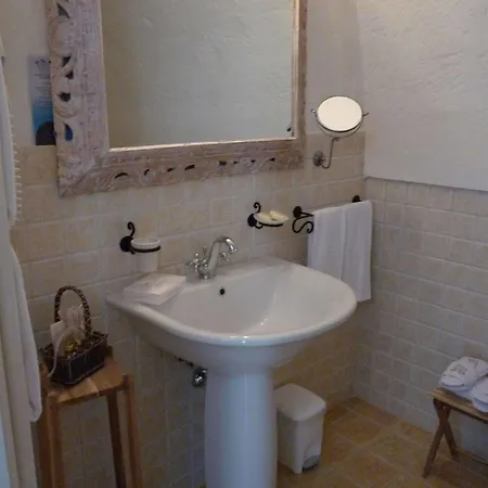 Masseria Fortificata Donnaloia Hotel